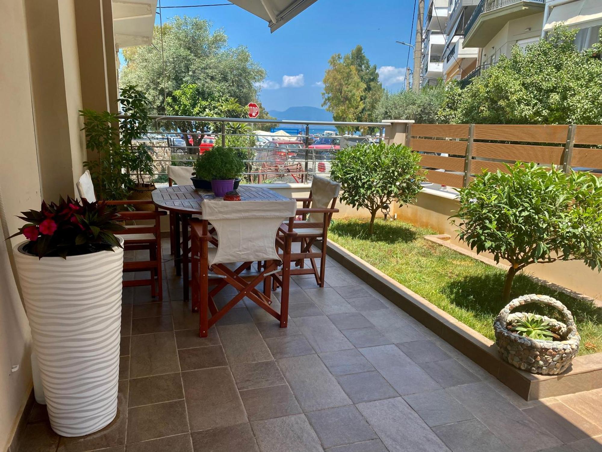 Harmony By The Sea Apartment Chalkida Exterior photo